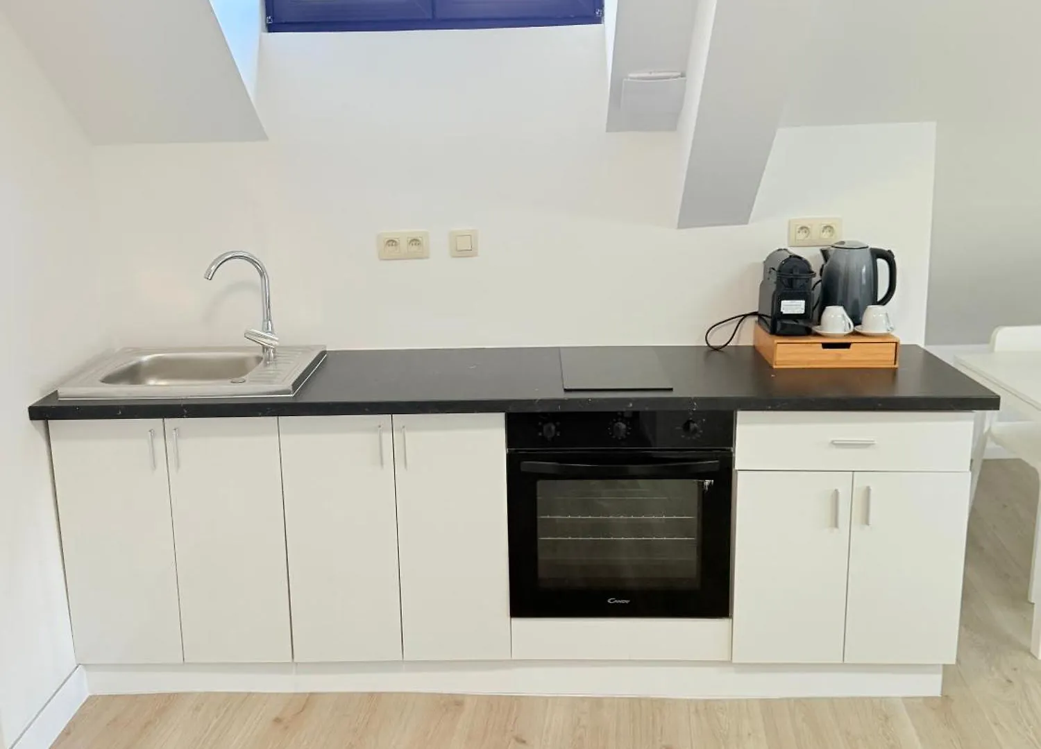 Suite 06 Charleroi