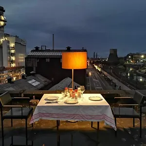  Homestay Ghostel 1st: Alternative Arts Experience For Creative Minds